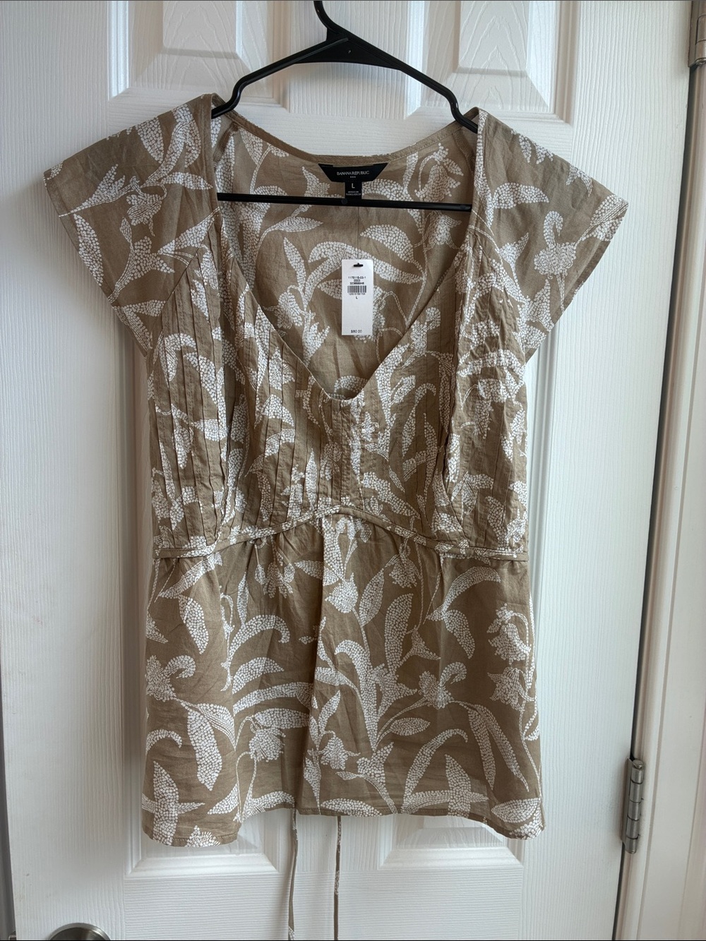 Banana Republic Factory Tan and White Floral V-Neck Tunic